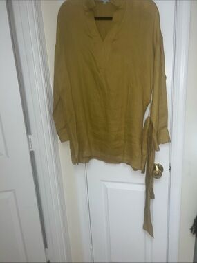 Alomore Chartreuse Linen Tunic